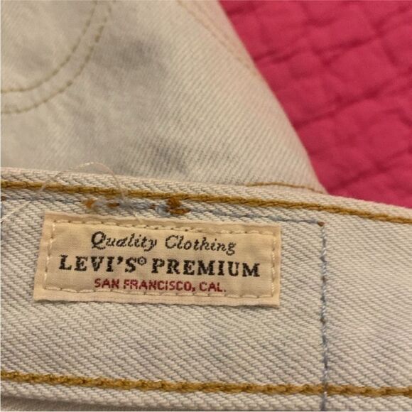 Levi’s cut out Stylish Light Blue Women's Jeans, size 27 - Picture 12 of 15